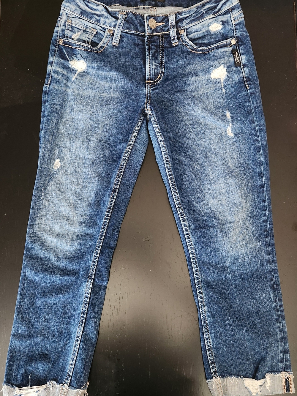 Silver Jeans Elyse Distressed Blue Capri